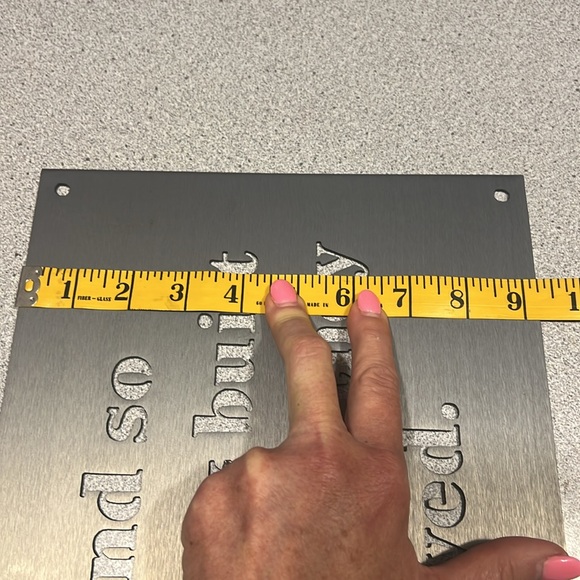 Metal laser cut word saying 9 1/4” x 9 1/4” NEW - Picture 3 of 3